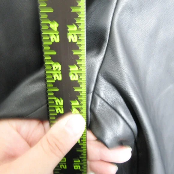 Blank NYC Faux Leather Paper Bag Waist Trousers Women's Size 31 Black Pants - Picture 7 of 13